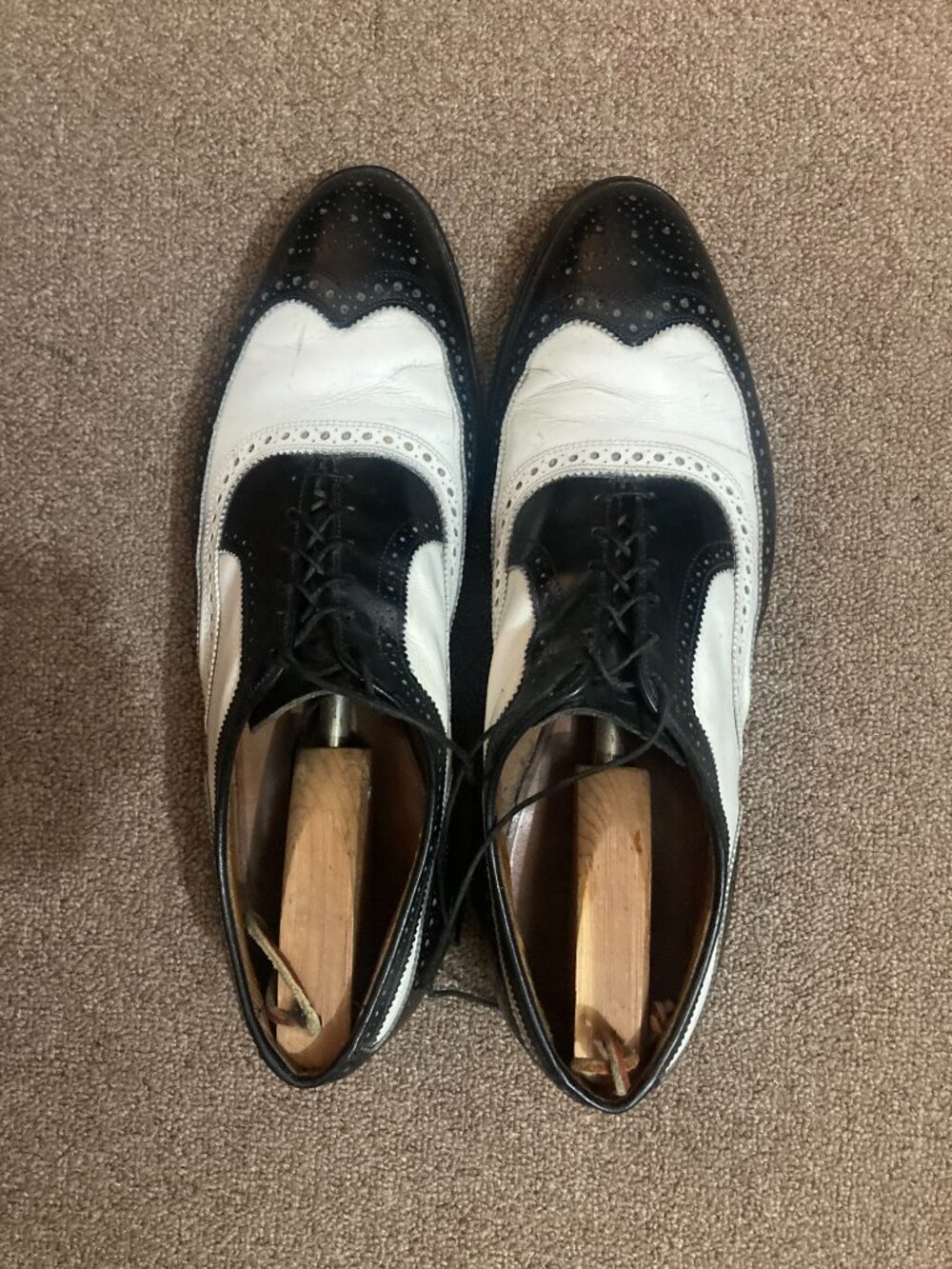 Classic Allen Edmonds Spectators